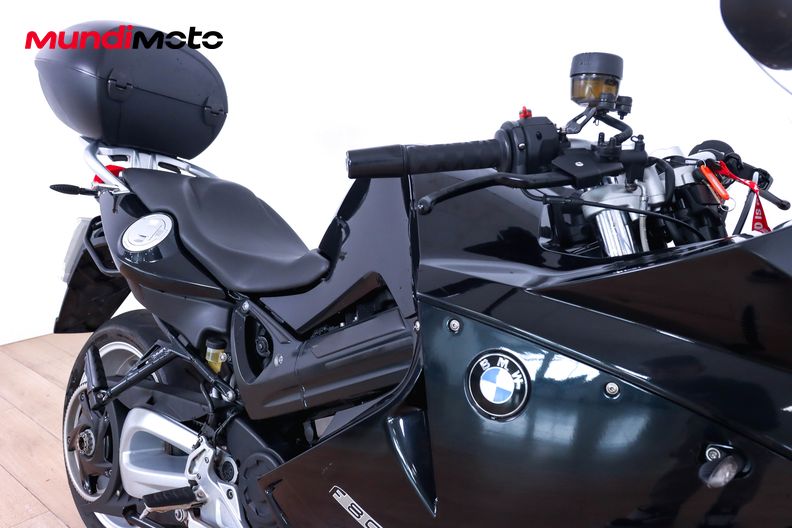 Motorbike image 13