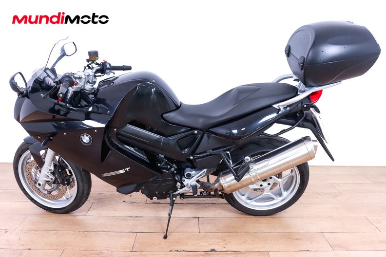 Motorbike image 5