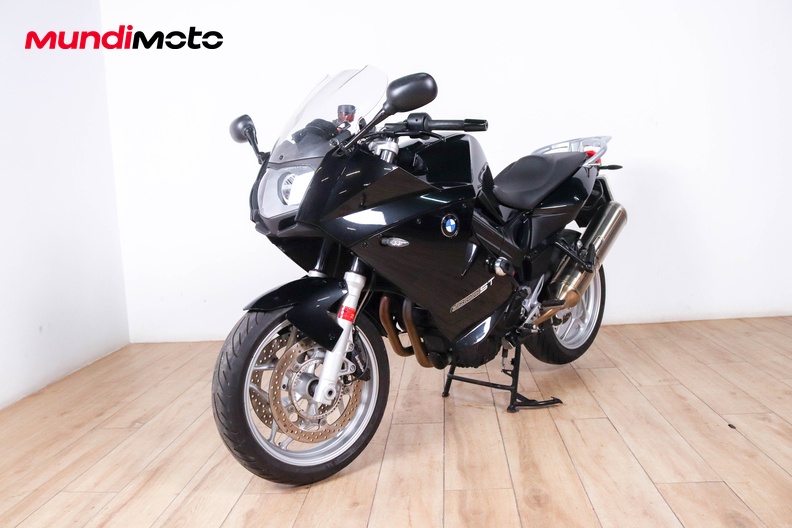 Motorbike image 7