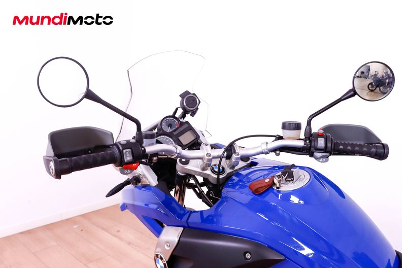 Motorbike image 10