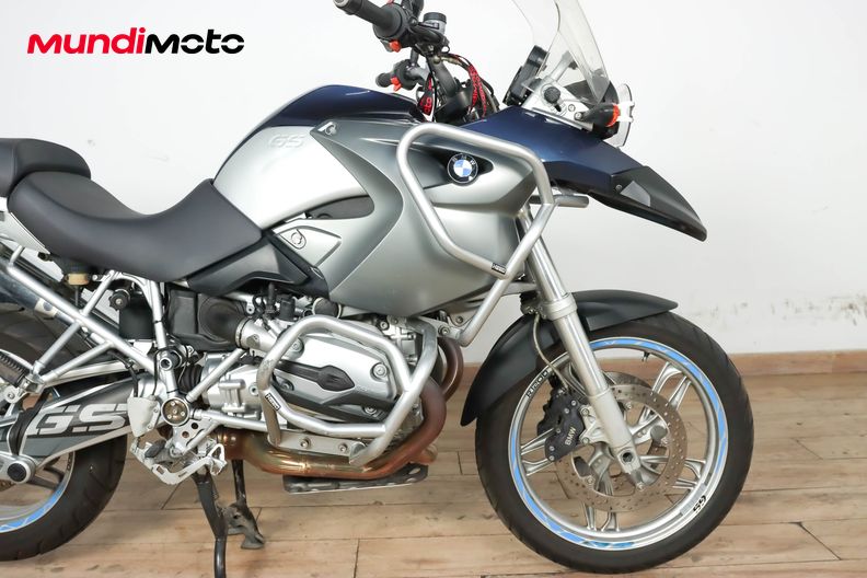 Motorbike image 12