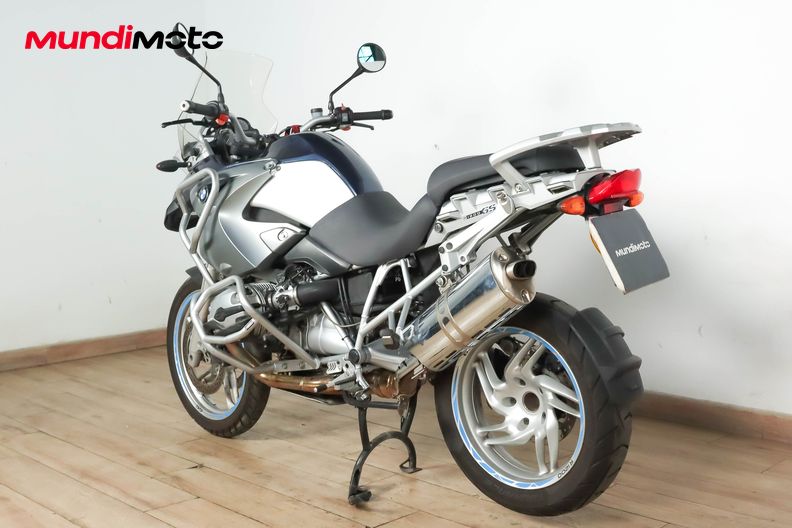 Motorbike image 6