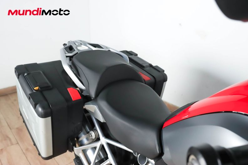 Motorbike image 13