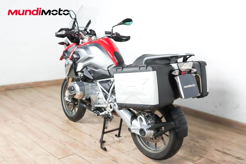 Motorbike image 6