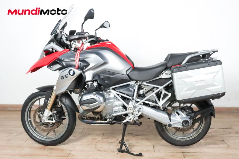 Motorbike image 5