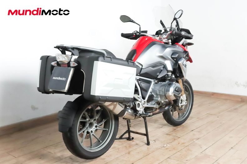 Motorbike image 2