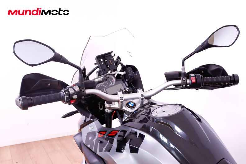 Motorbike image 10