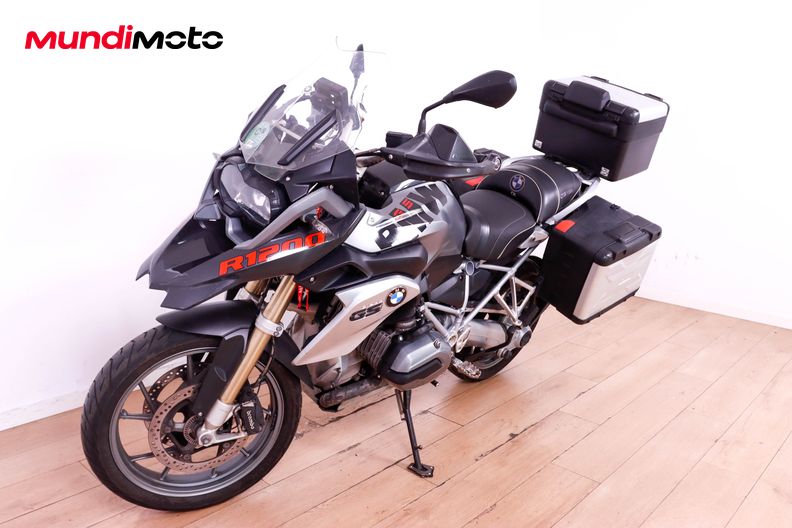 Motorbike image 7