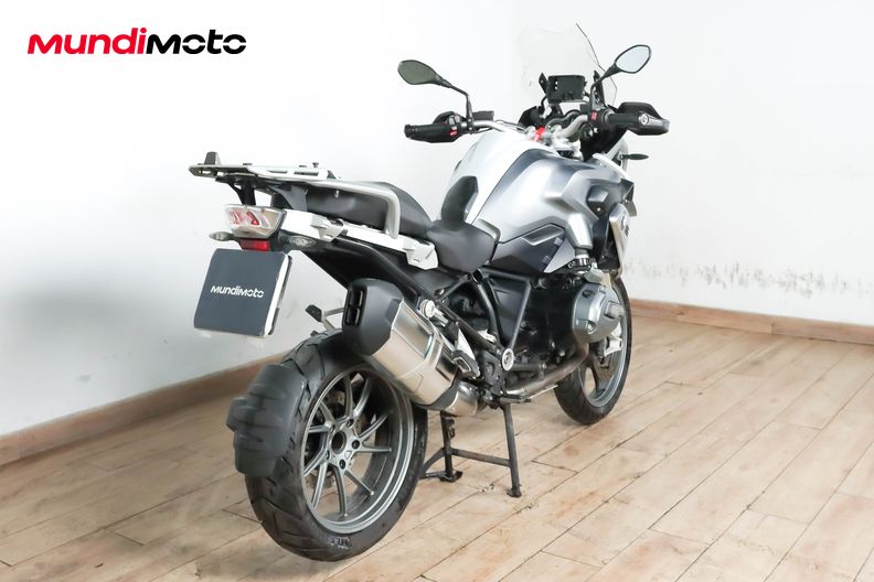 Motorbike image 2