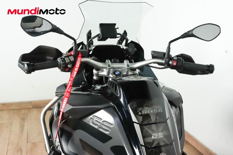 Motorbike image 10