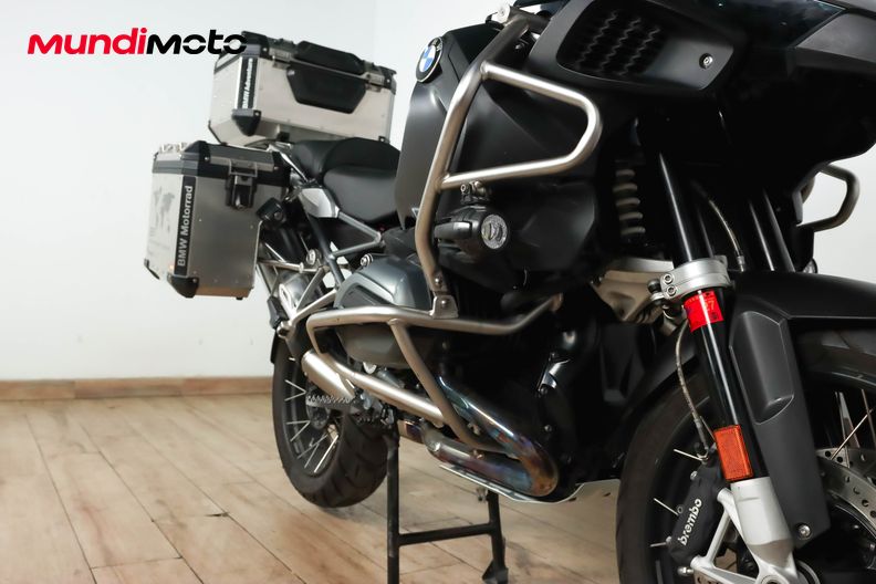 Motorbike image 13