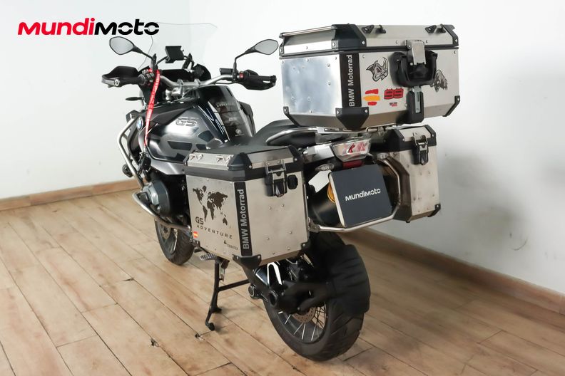 Motorbike image 7