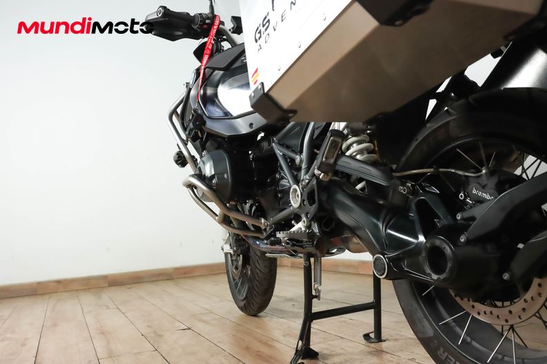 Motorbike image 8