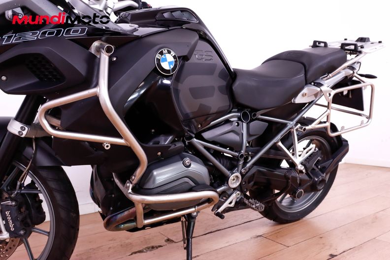 Motorbike image 8