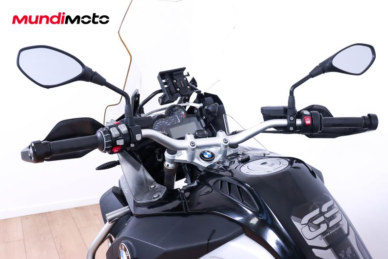 Motorbike image 10
