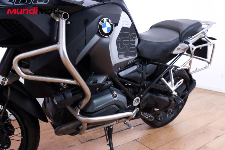 Motorbike image 8