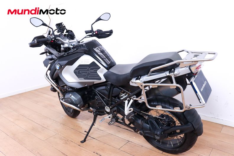 Motorbike image 6