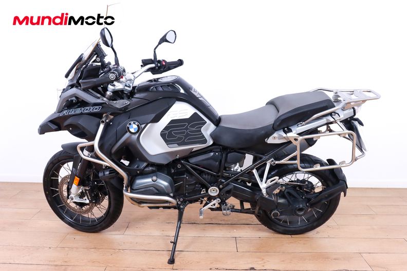 Motorbike image 5
