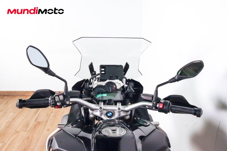 Motorbike image 10