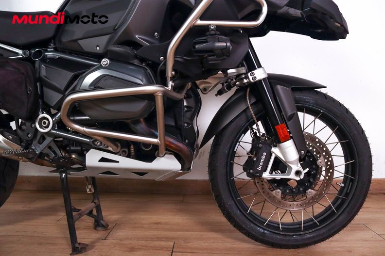 Motorbike image 13