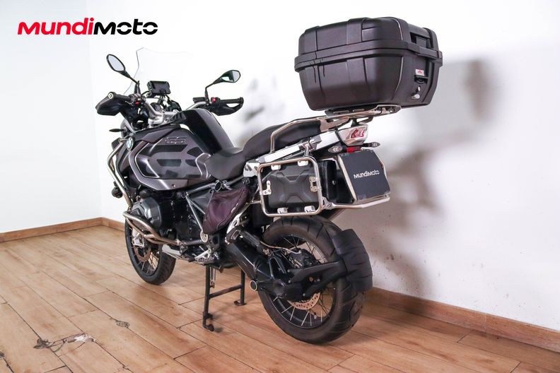 Motorbike image 6