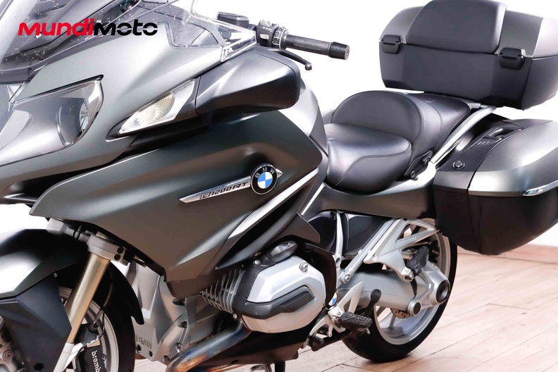 Motorbike image 9