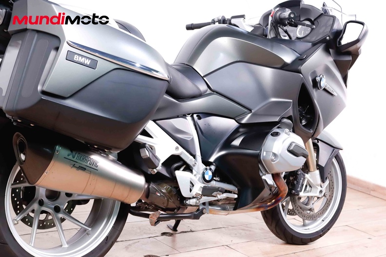 Motorbike image 3