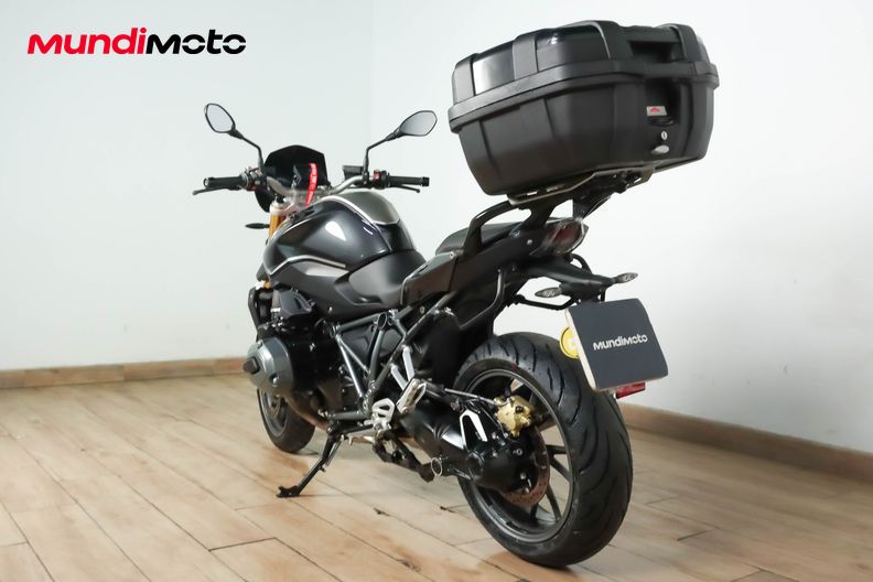 Motorbike image 6