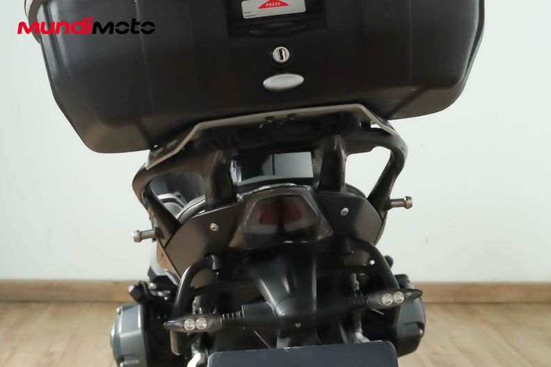 Motorbike image 9