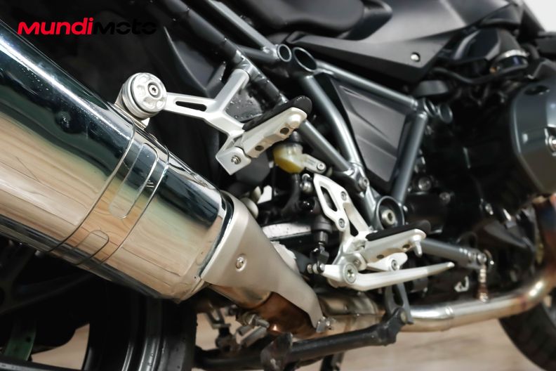Motorbike image 3