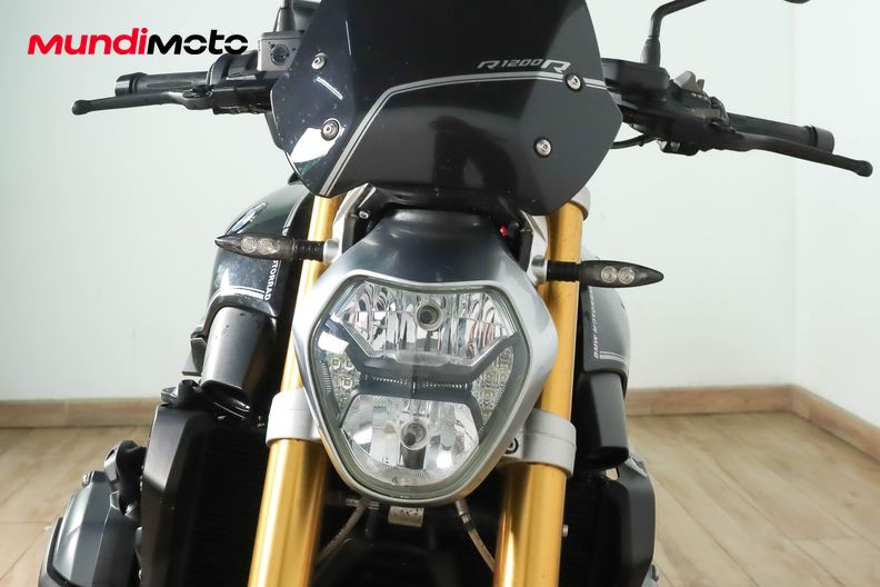 Motorbike image 4