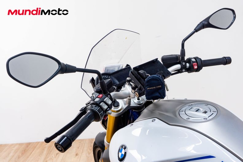 Motorbike image 10