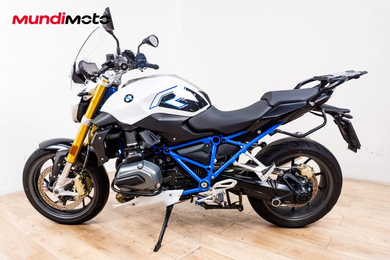 Motorbike image 5
