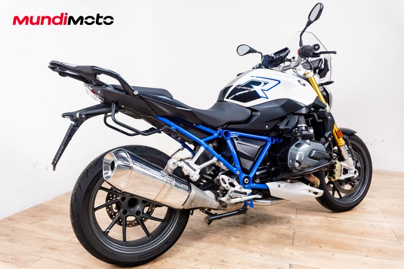 Motorbike image 2