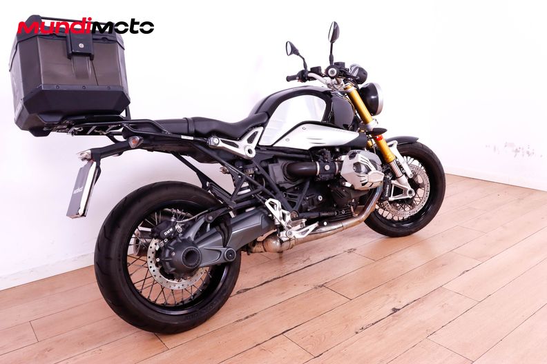 Motorbike image 2