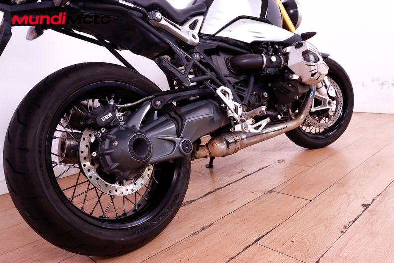 Motorbike image 3
