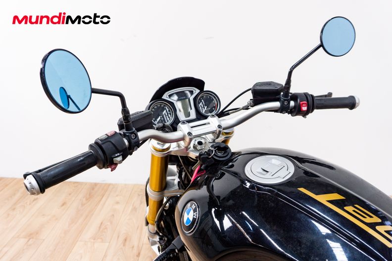Motorbike image 10