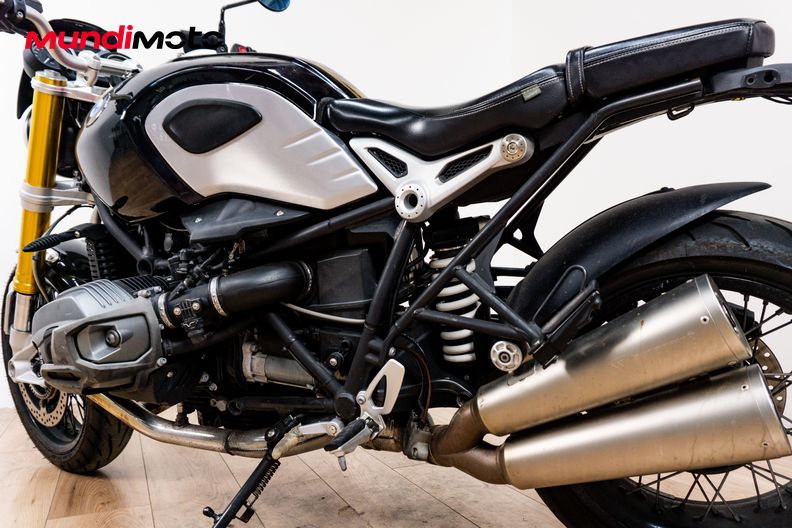 Motorbike image 8
