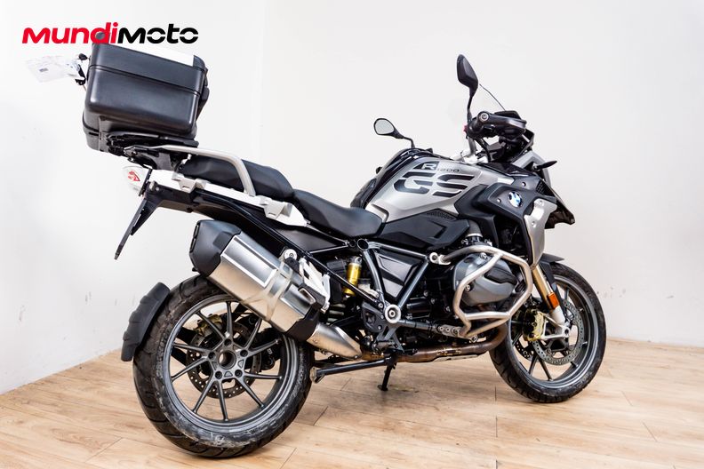 Motorbike image 2