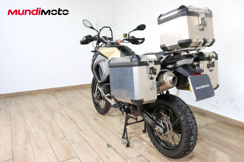 Motorbike image 6