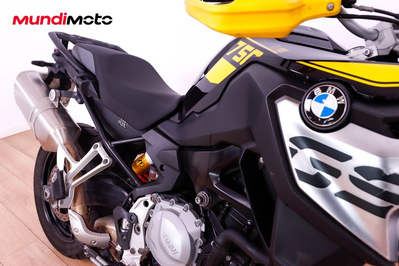 Motorbike image 13