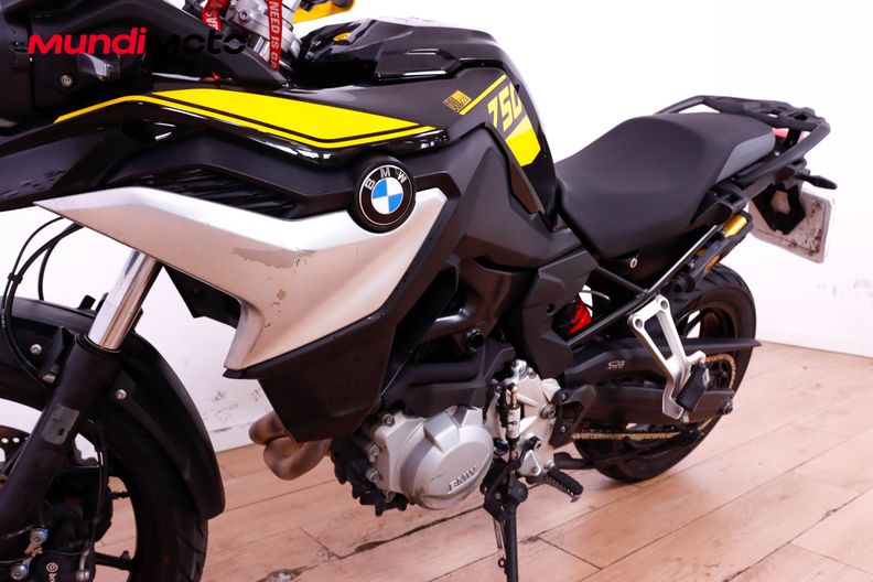 Motorbike image 8