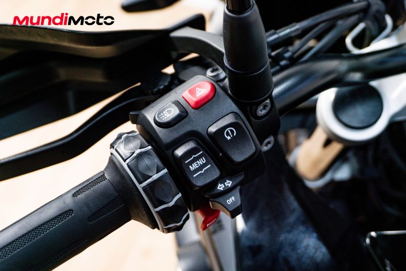 Motorbike image 12