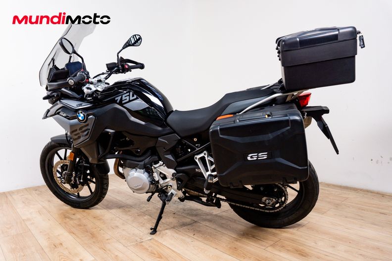Motorbike image 7