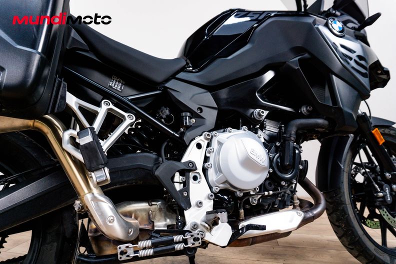 Motorbike image 3