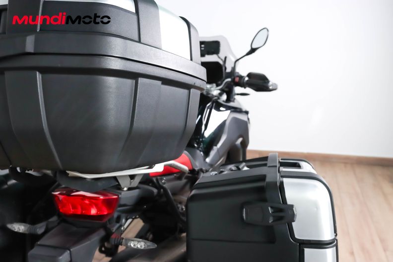 Motorbike image 3