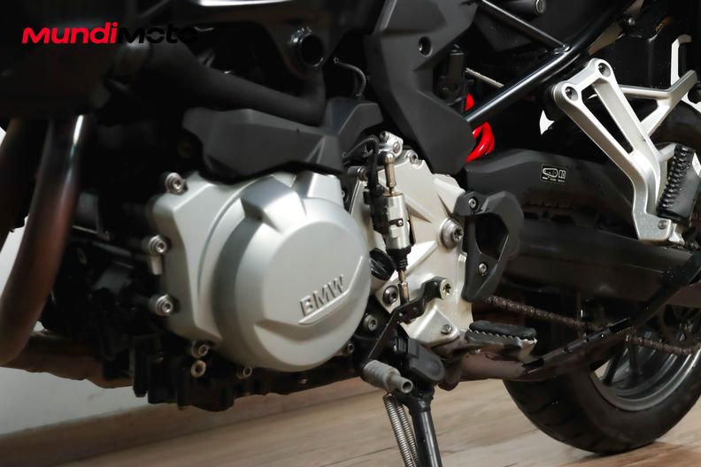 Motorbike image 8