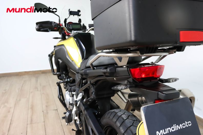 Motorbike image 9