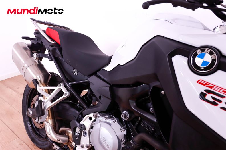 Motorbike image 13