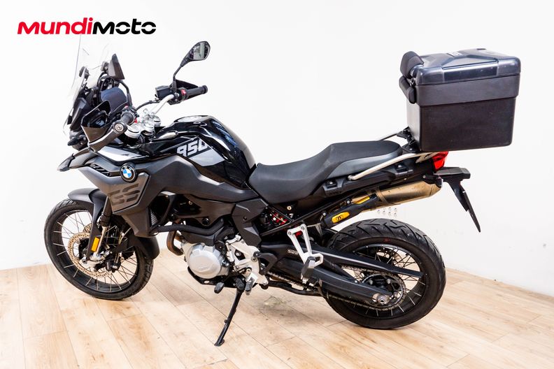 Motorbike image 7